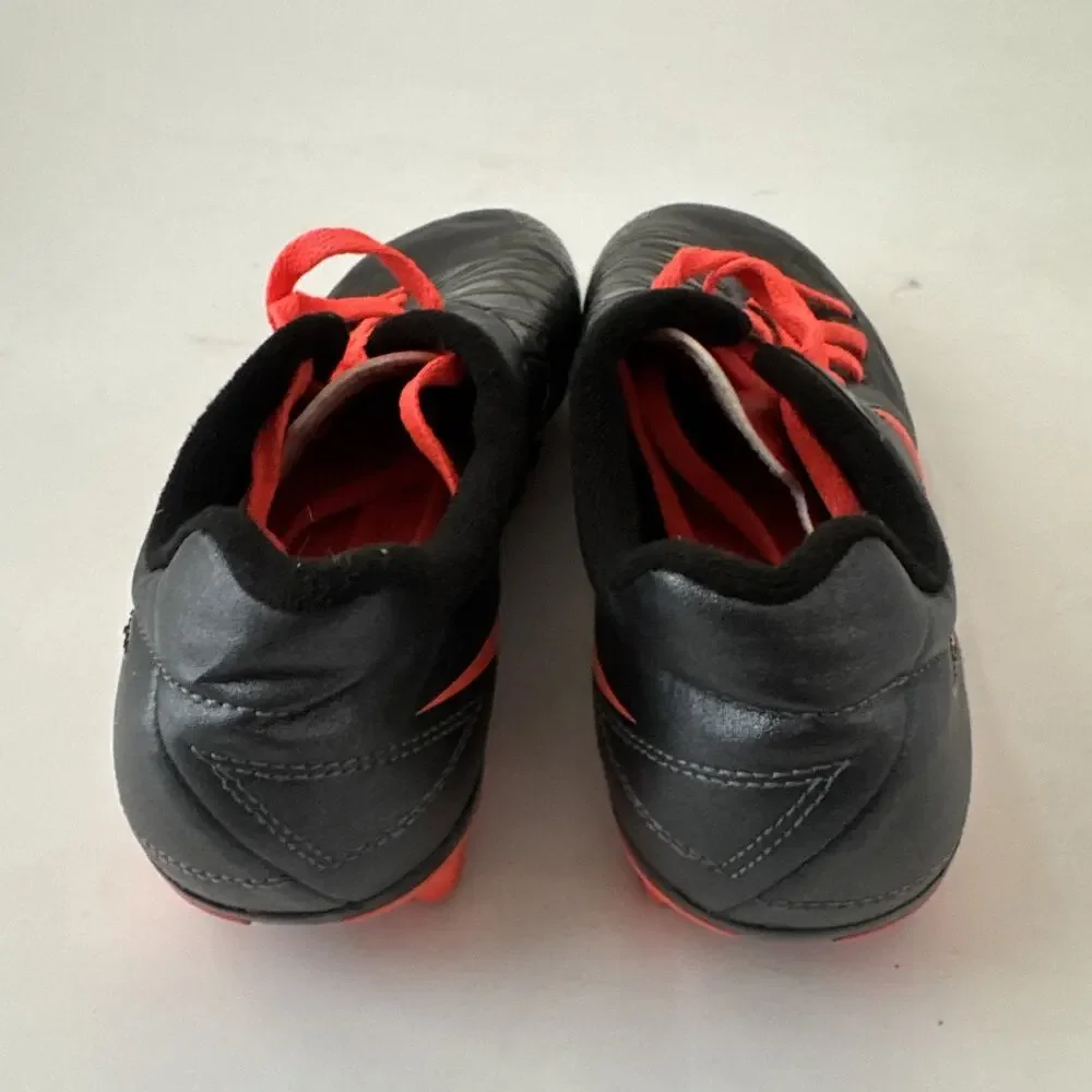 Nike T90 Total 90 Soccer Cleats 2012 Unisex Size 7